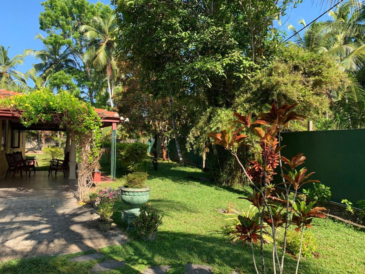 Bentota Villa Exterior photo